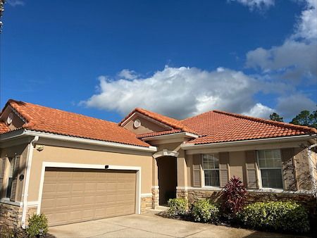 Roof Washing in Coastal Florida: What Removes Black Streaks Without Damaging Shingles?