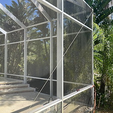 Expert-Pool-Enclosure-Cleaning-In-Ormond-Beach-Florida 1