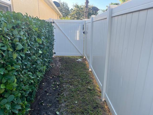 Fantastic Fence Washing Project in Port Orange, Florida
