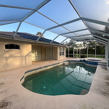 High-Quality-Pool-Enclosure-Cleaning-in-Port-Orange-Florida-1 2