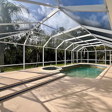High-Quality-Pool-Enclosure-Cleaning-in-Port-Orange-Florida-1 5