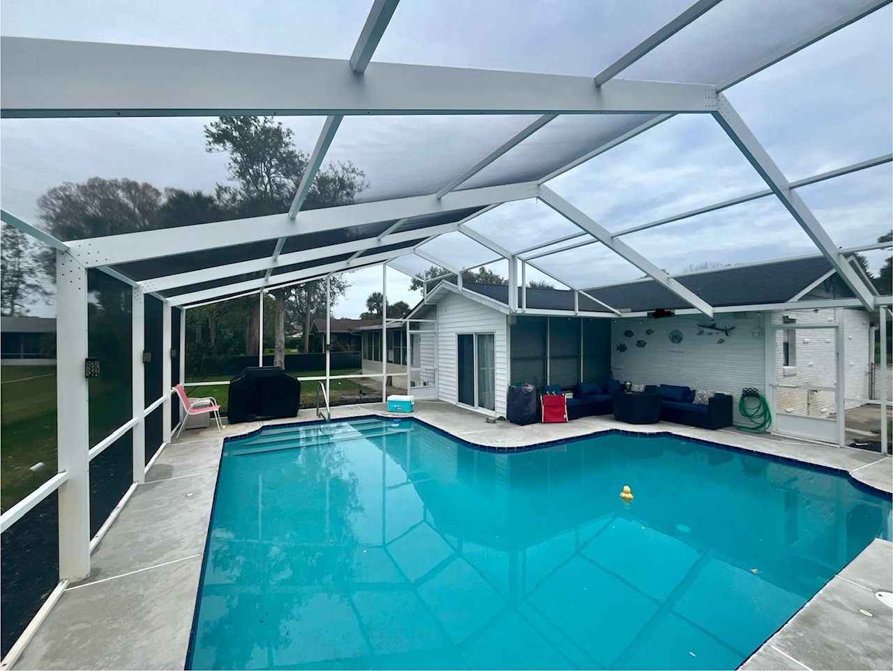 Perfect Pool Enclosure Cleaning Project In South Daytona, Florida