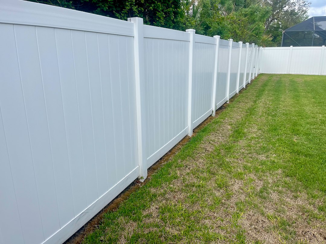 Professional Fence Washing In Port Orange, Florida