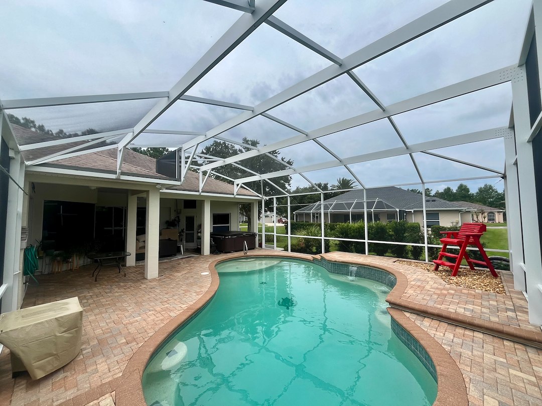 Professional Pool Enclosure Cleaning In Port Orange, Florida (3)